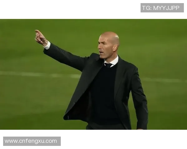 足球传奇人物带你走进世界顶级球员的成长历程与辉煌时刻