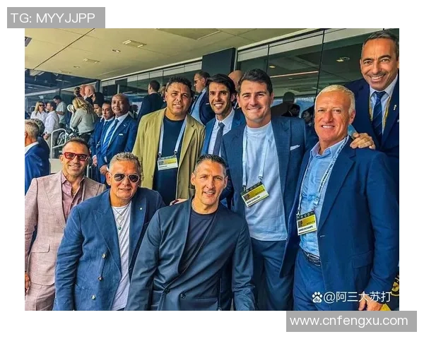 足球巨星们的日常生活揭秘他们场外的真实世界与私人时光